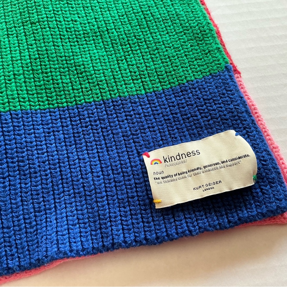 KURT GEIGER LONDON Rainbow Scarf - Picture 6 of 10